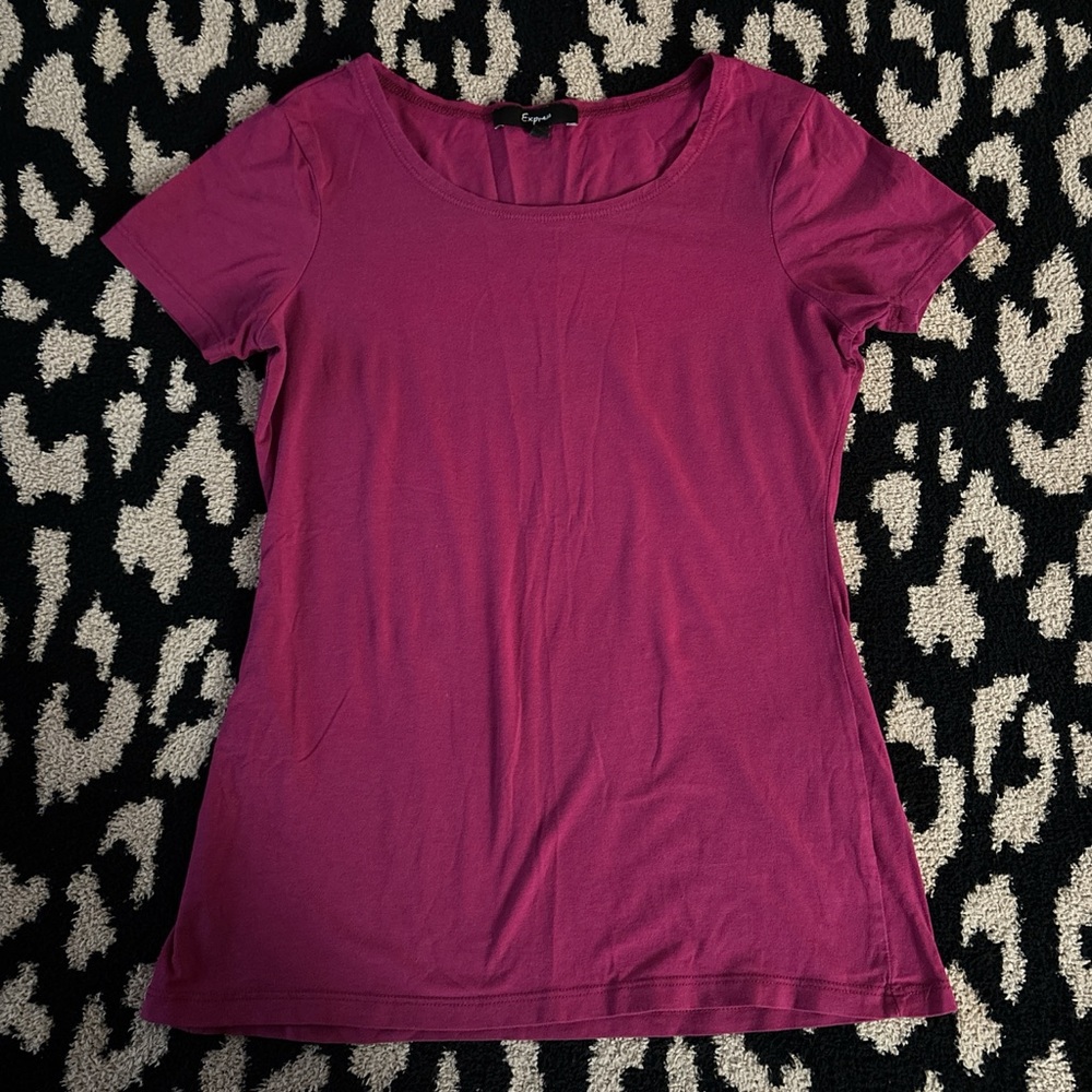 Express Scoop Neck Short Sleeve Tee - Magenta